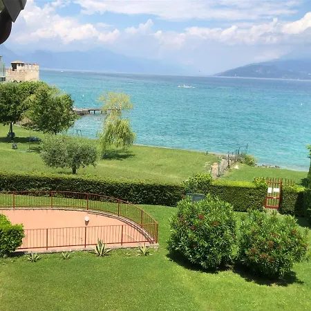 Old Town * Sirmione